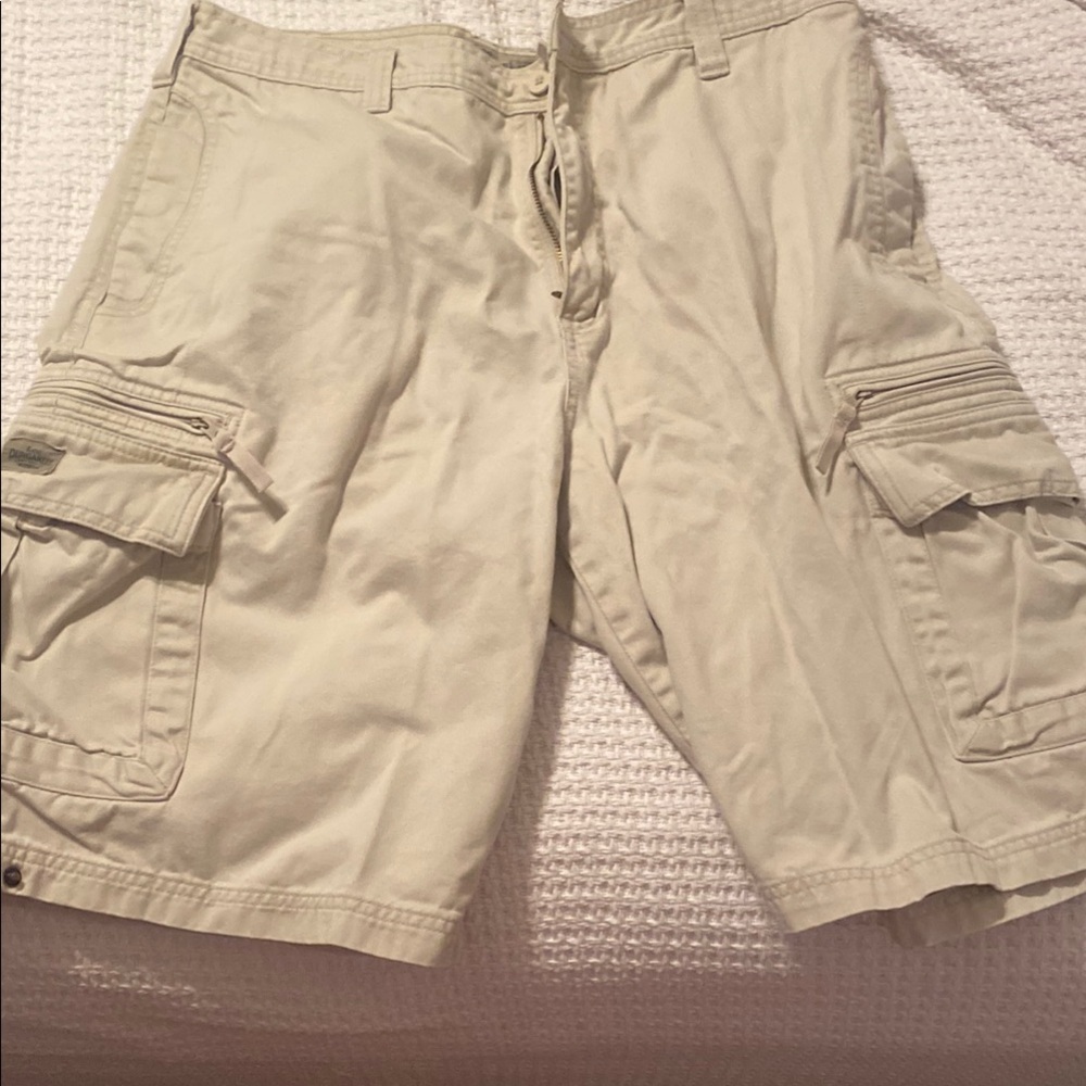 Men's Lee Dungarees 100% cotton Tan Cargo Shorts size 34